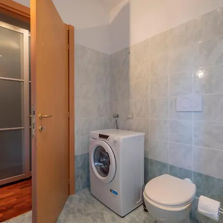 Apartment I Host - Trivulziana 3 *
