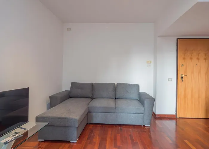 Apartment I Host - Trivulziana 3 *