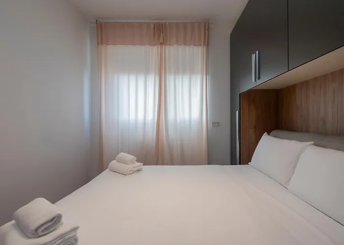 I Host - Trivulziana 3 Apartment